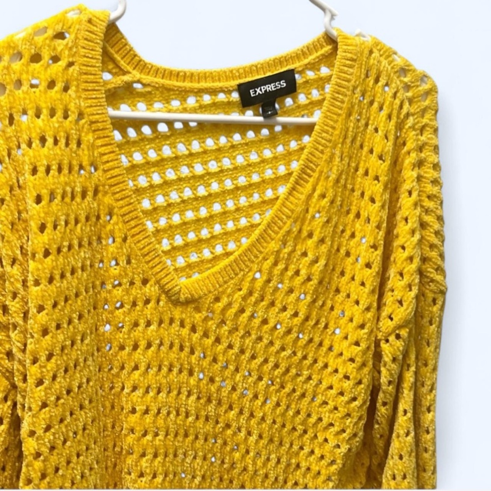 Express Yellow Knit Sweater - Picture 4 of 5